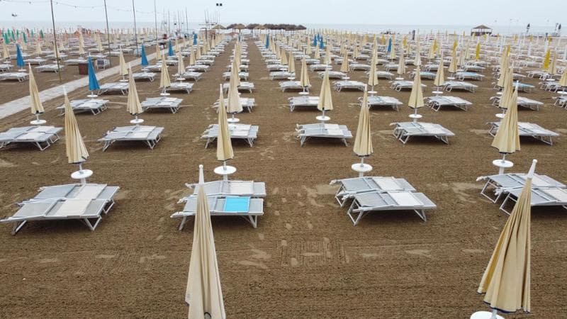 Una spiaggia di Rimini
