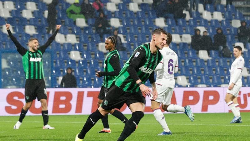 Sassuolo-Fiorentina 1-0: Pinamonti e Consigli fermano la marcia dei viola