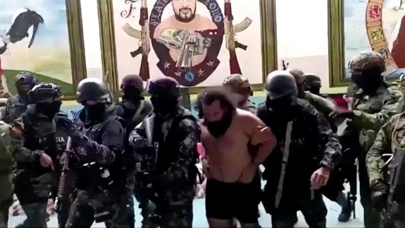 Armi, dollari e leoni: chi è Adolfo Macias alias “Fito”, il boss del narcotraffico che tiene in scacco l’Ecuador