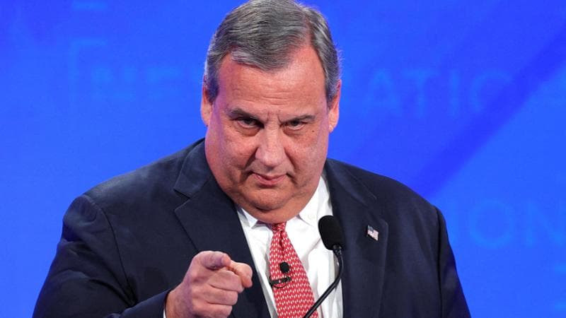 Presidenziali Usa, Chris Christie si ritira dalla corsa per la nomination repubblicana