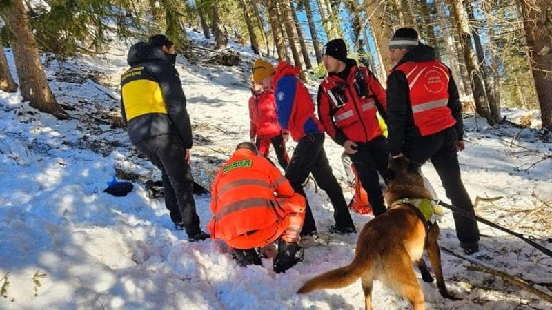 Val Pusteria, la 16enne tedesca è morta per assideramento. Era partita all’alba per una passeggiata nei boschi