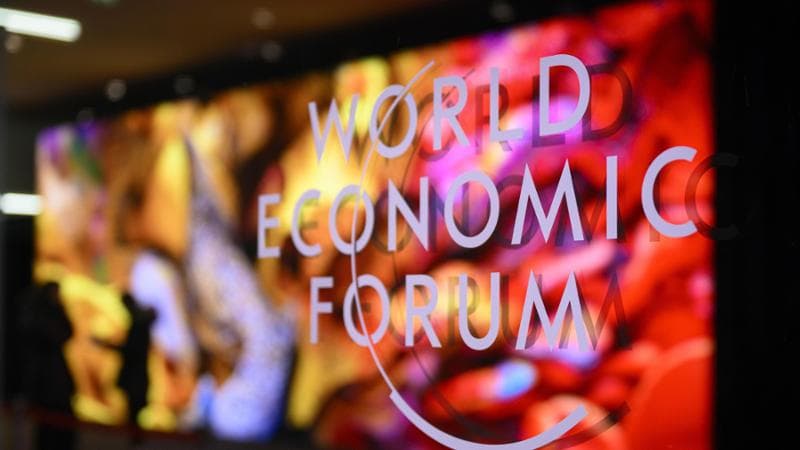 Lo spettro di Trump e le fragilità dell’Europa: Davos gela l’ottimismo dei mercati