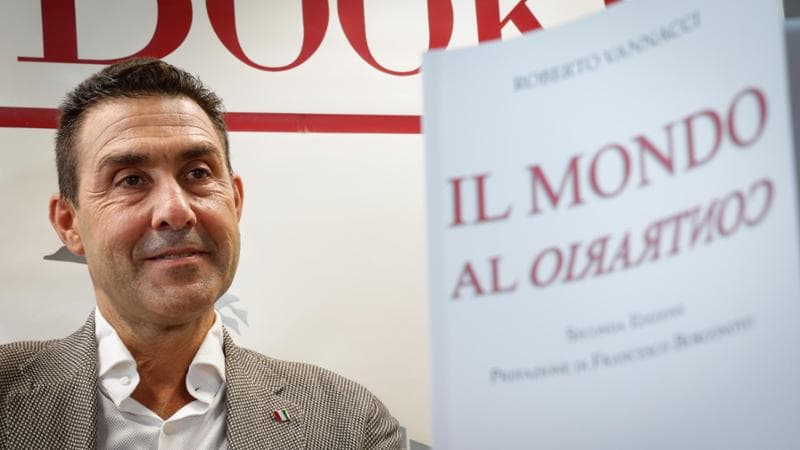 Vannacci: “Prenderei in considerazione anche un'offerta dal Pd”