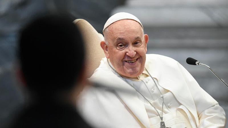 La transizione argentina passa da Roma: papa Francesco riceve Fernandez e a febbraio accoglierà Milei