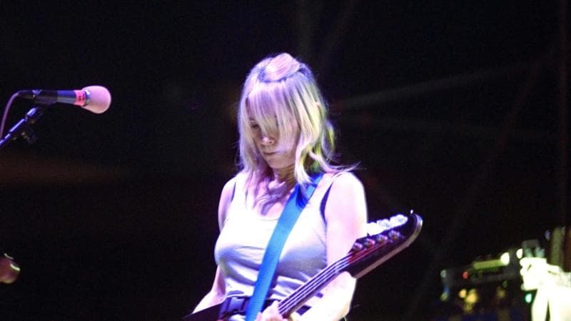 Kim Gordon, l’ex Sonic Youth torna con un nuovo album e un video con sua figlia