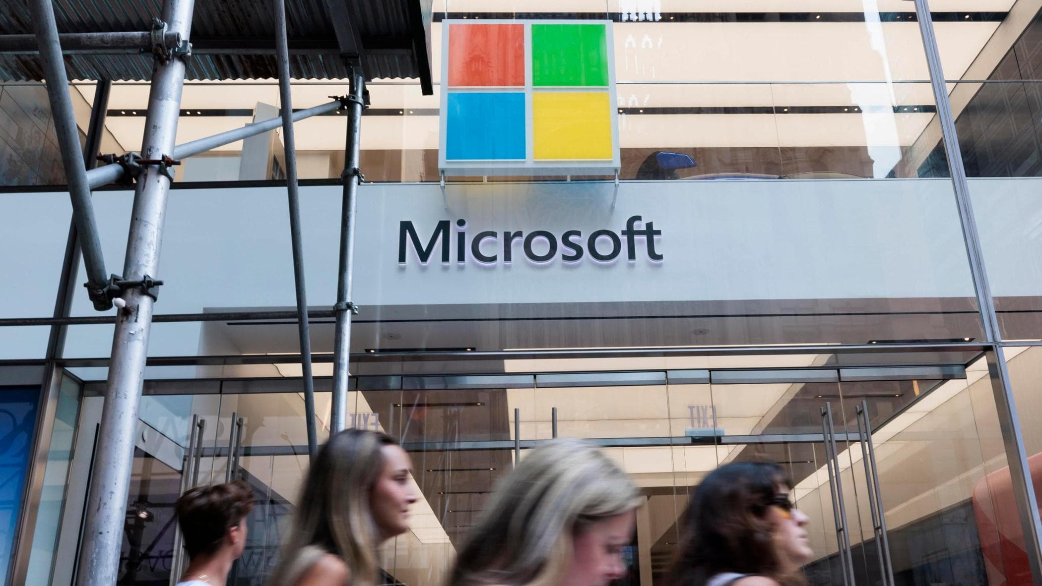 Addio Microsoft, l’azienda taglia 1.900 posti di lavoro nel settore dei ...