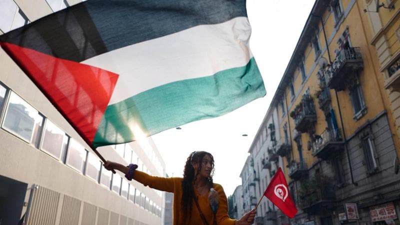 Cortei pro Palestina nel Giorno della Memoria, allarme nelle città: “Vietati ma noi scenderemo in piazza”