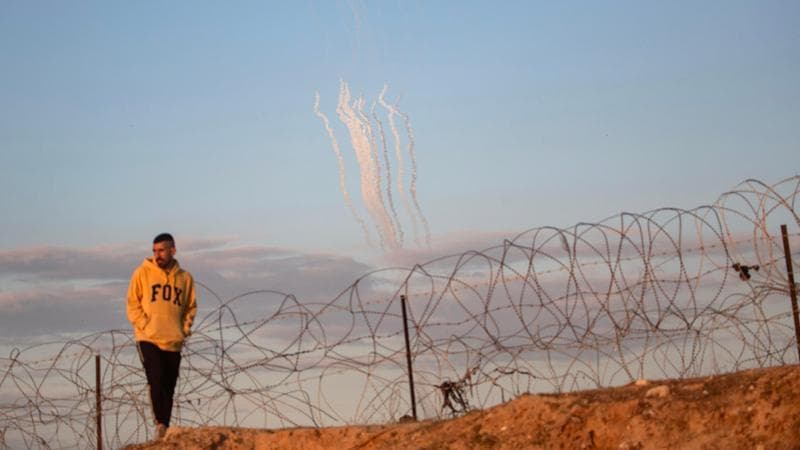 Mia figlia sta male e ho paura perché non so che cosa ha. Gaza ormai è una terra di zombie