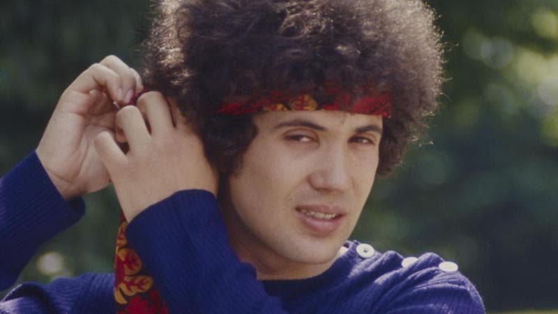 Lucio Battisti, stasera in tv lo speciale Techeteche Show: ecco le dieci canzoni che raccontano il genio