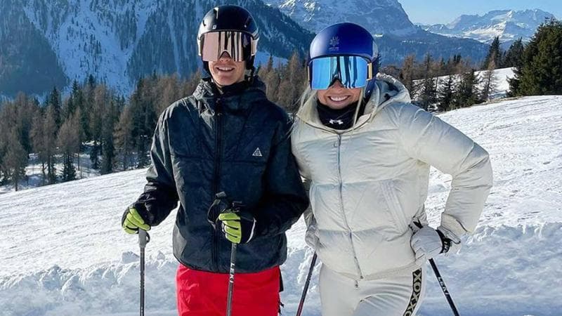Jannik Sinner e Lindsey Vonn impegnati nello sci
