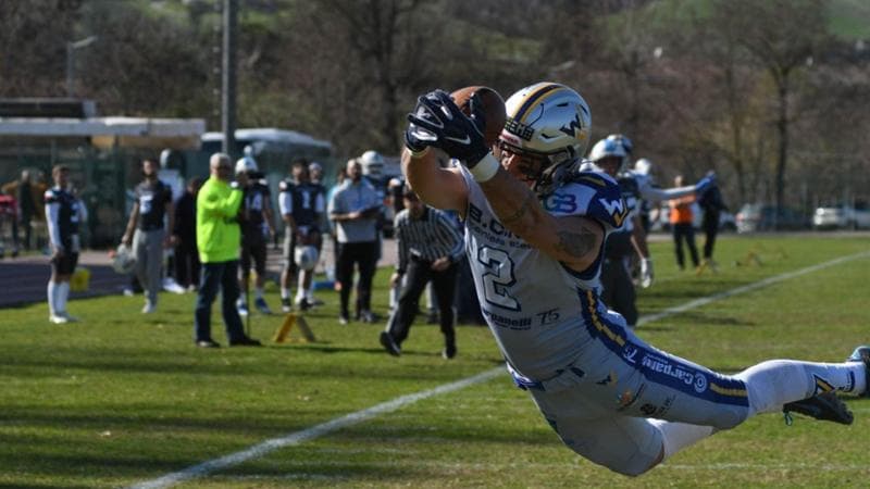 Football italiano, l'acrobazia da Nfl di Mattia: "Giuro, non avevo capito l'entità del volo..."