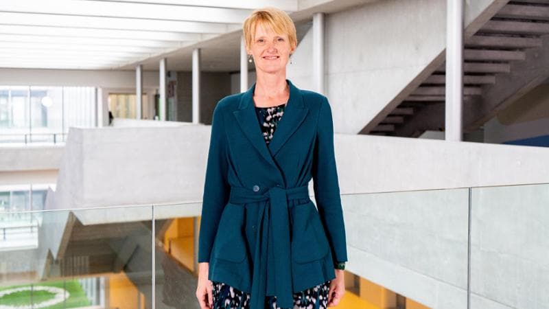 La politologa Catherine De Vries è titolare della cattedra dell'Università Bocconi "Generali Endowed Chair in European Policies – Shaping Leadership in Europe"