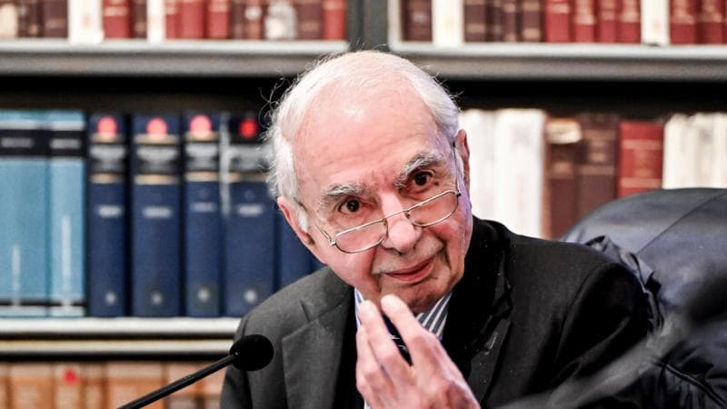 “Un onore e un privilegio che venga a parlare con i detenuti”, le scuse del capo delle carceri Russo a Giuliano Amato