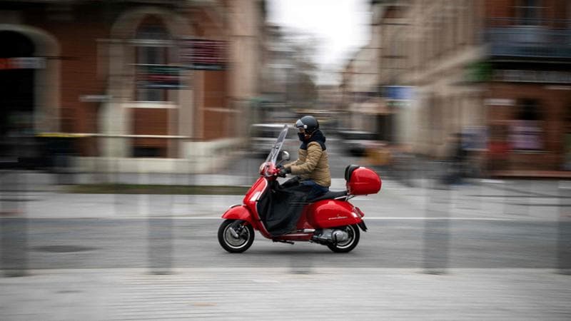 Scooter in autostrada, la svolta: “Sì alle moto 125 solo se guidate da un maggiorenne”