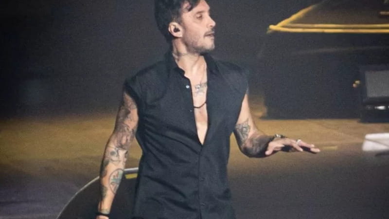 Fabrizio Moro torna a Sanremo per un medley con Il Tre