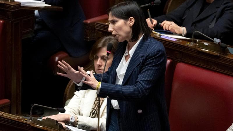 Meloni attacca i dem sui toni di De Luca. Schlein:“Distrae da scelte contro il Sud”