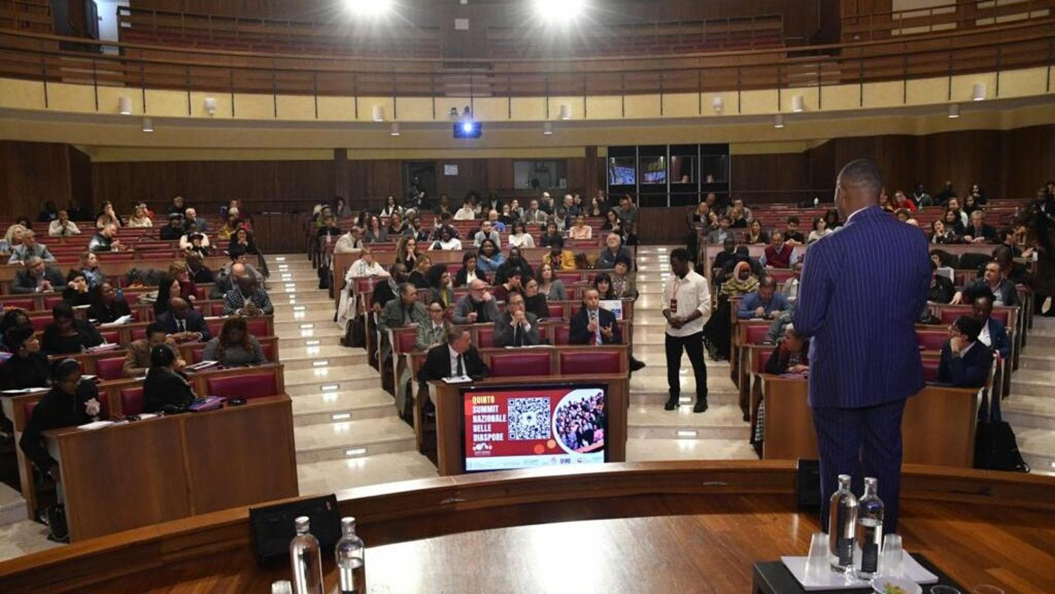 Diaspora, “İtalyan İşbirliği sadece bizimle etkili olacaktır”, Mattei Planı ve ötesinde göçmen toplulukların sesleri