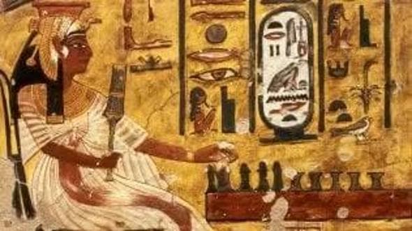 Signora, giochiamo. I labirinti infiniti degli scacchi. Regine e pedoni nella storia dell’arte