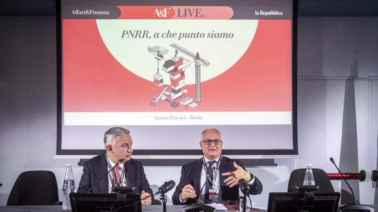 Pnrr, i sindaci contro la scure del governo. Il sottosegretario Freni: “Nessun taglio”
