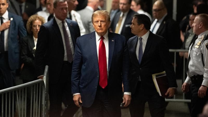 Trump, i giudici respingono la richiesta di rinvio: il processo “Stormy” inizierà il 25 marzo