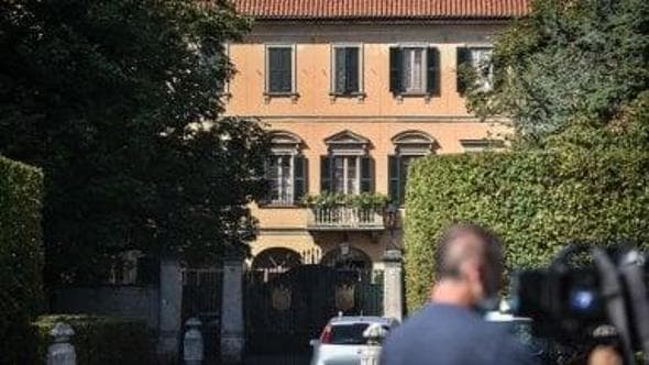 Da Villa San Martino ad Arcore a Villa Certosa in Costa Smeralda: l'impero immobiliare di Silvio Berlusconi