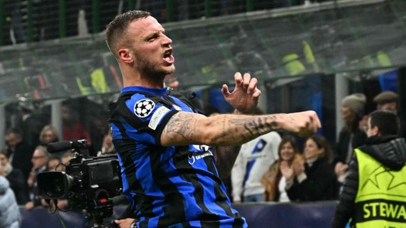 L'esultanza di Arnautovic dopo il gol