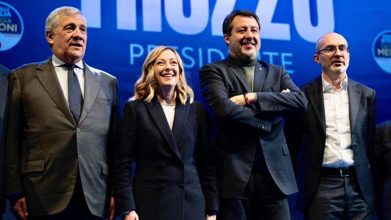 La Lega ora pensa allo “sgambetto” in Sardegna. E Meloni cerca Zaia