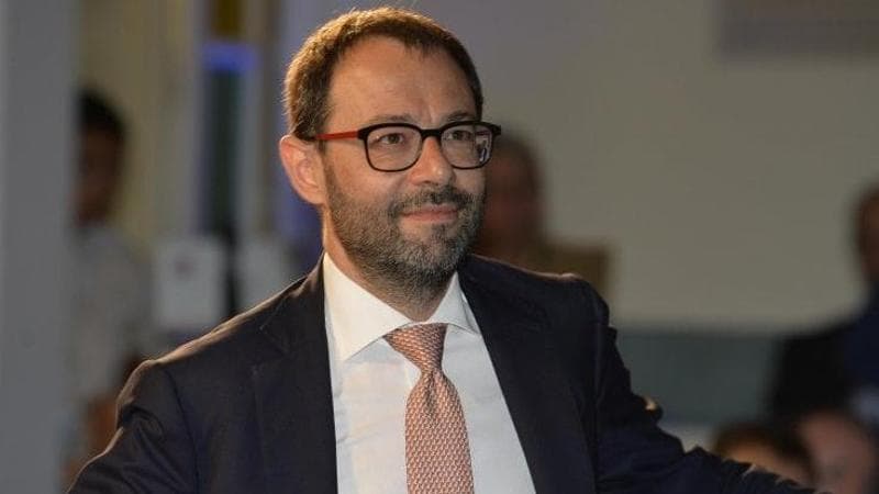 Patuanelli (M5S): “Ci divide la guerra ma dal salario minimo alla sanità l’intesa coi dem è già ottima”