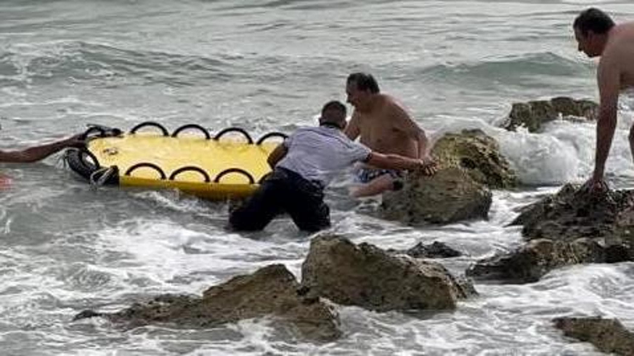 Cutro, katliamın kara yılında kurtarma savaşının öyküsünü anlatan veriler