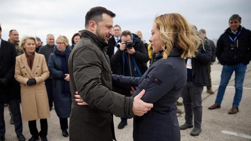 La premier Meloni con il presidente ucraino Zelensky