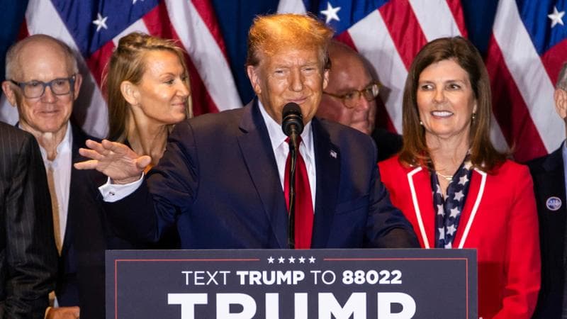 Trump attacca il principe Harry: “Ha tradito la regina, imperdonabile. Da presidente non lo proteggerò”