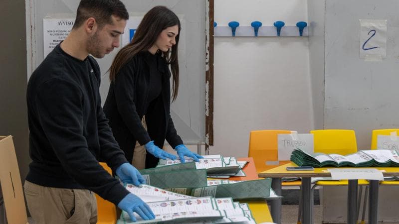 Todde e il suo staff accusano: “Dalla Regione dati a rilento dove il centrosinistra è in vantaggio”