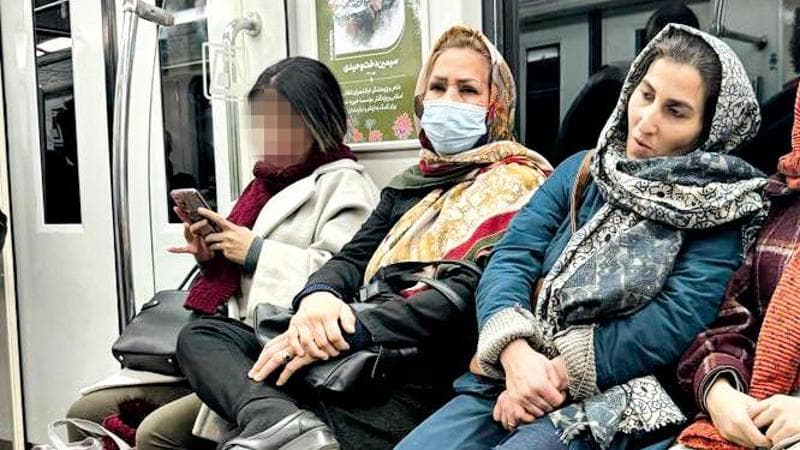 Nell’Iran senza veli, la sfida delle donne a capo scoperto