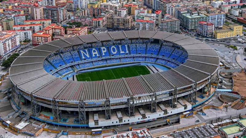 Lo stadio Maradona di Napoli