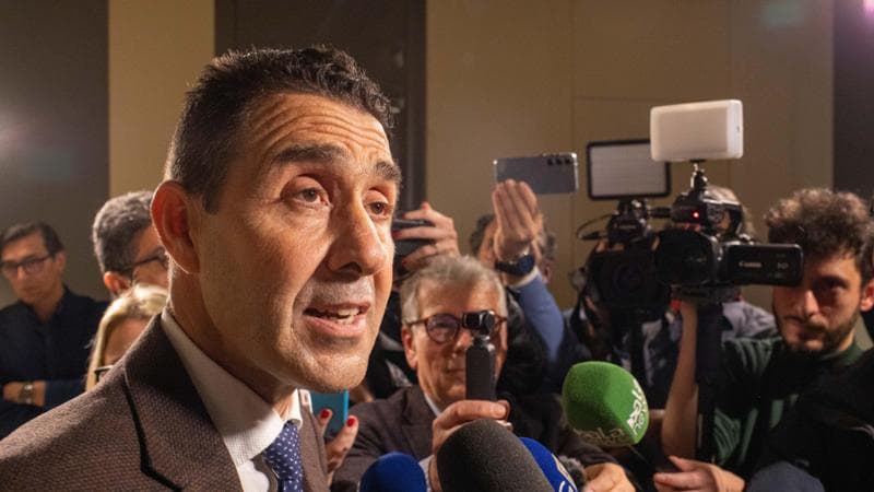 Vannacci compiaciuto alla serata-show: “Tanti partiti mi corteggiano”