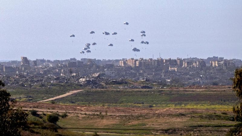 Aiuti dal cielo a Gaza. Ecco perché sono controversi