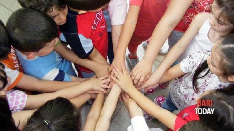 Povertà educativa, il bando per gli “Spazi aggregativi di prossimità”: selezionati 28 progetti per 20 milioni di euro per sostenere il protagonismo degli adolescenti