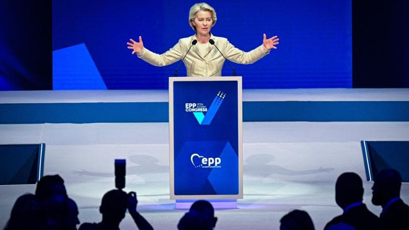 Von der Leyen, parte il nuovo corso della “marziana” del Ppe: sogna il bis ma perde consensi e deve fare i conti con le destre