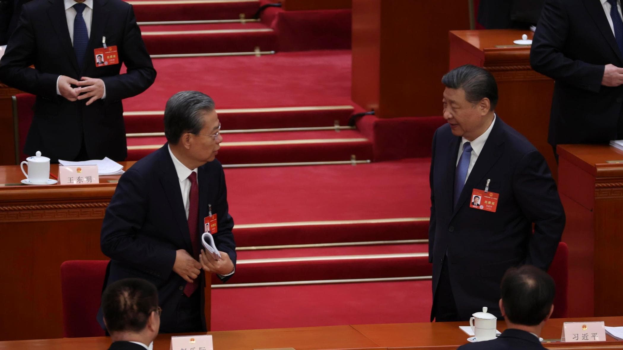 中国と香港、国家安全保障を危険にさらす者を罰する新たな厳格な法律。 海外でも