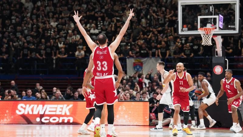 Nikola Mirotic esulta