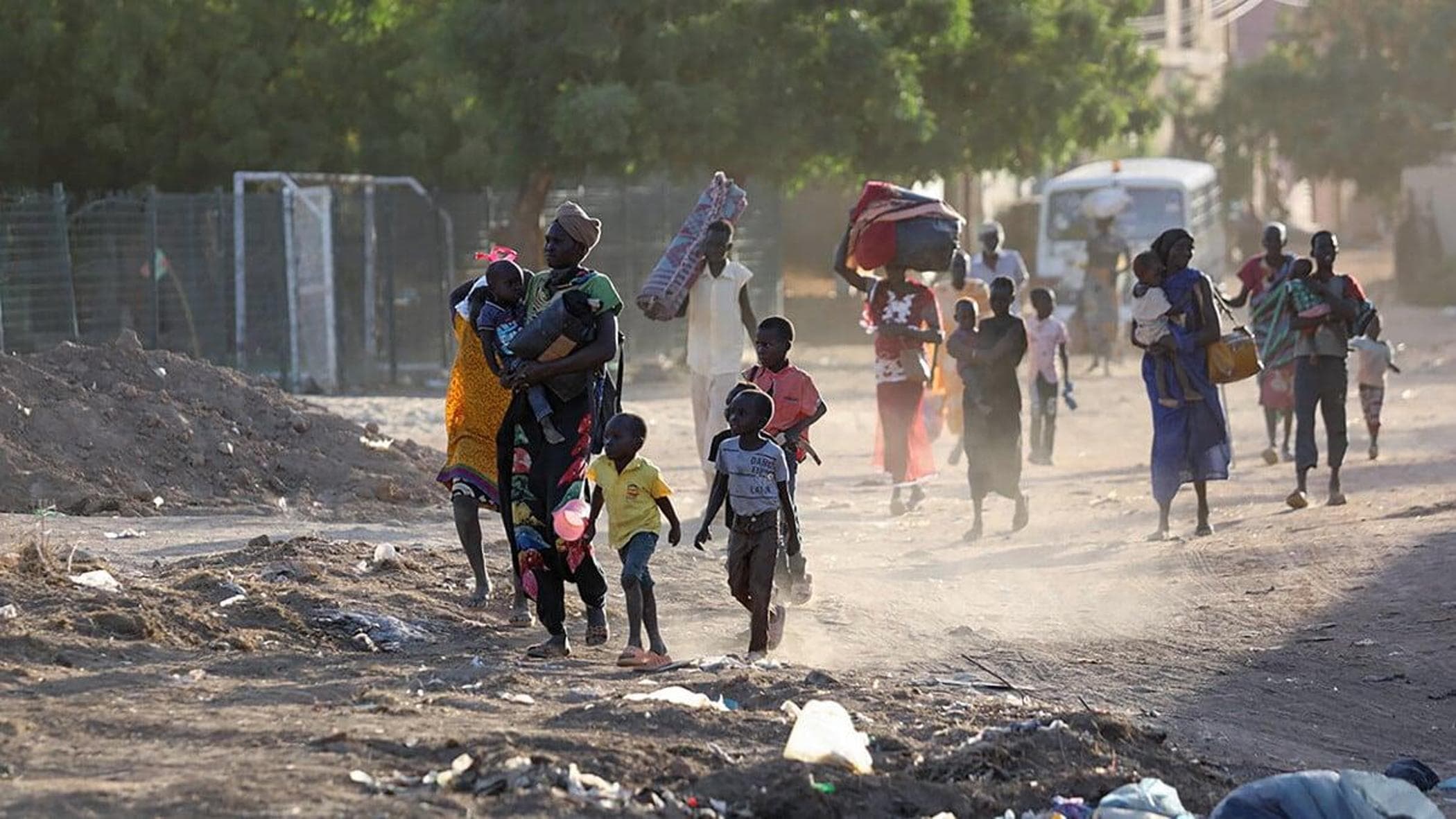 Sudan: Savaşan taraflar interneti engelliyor, insani yardım ve acil müdahaleler risk altında