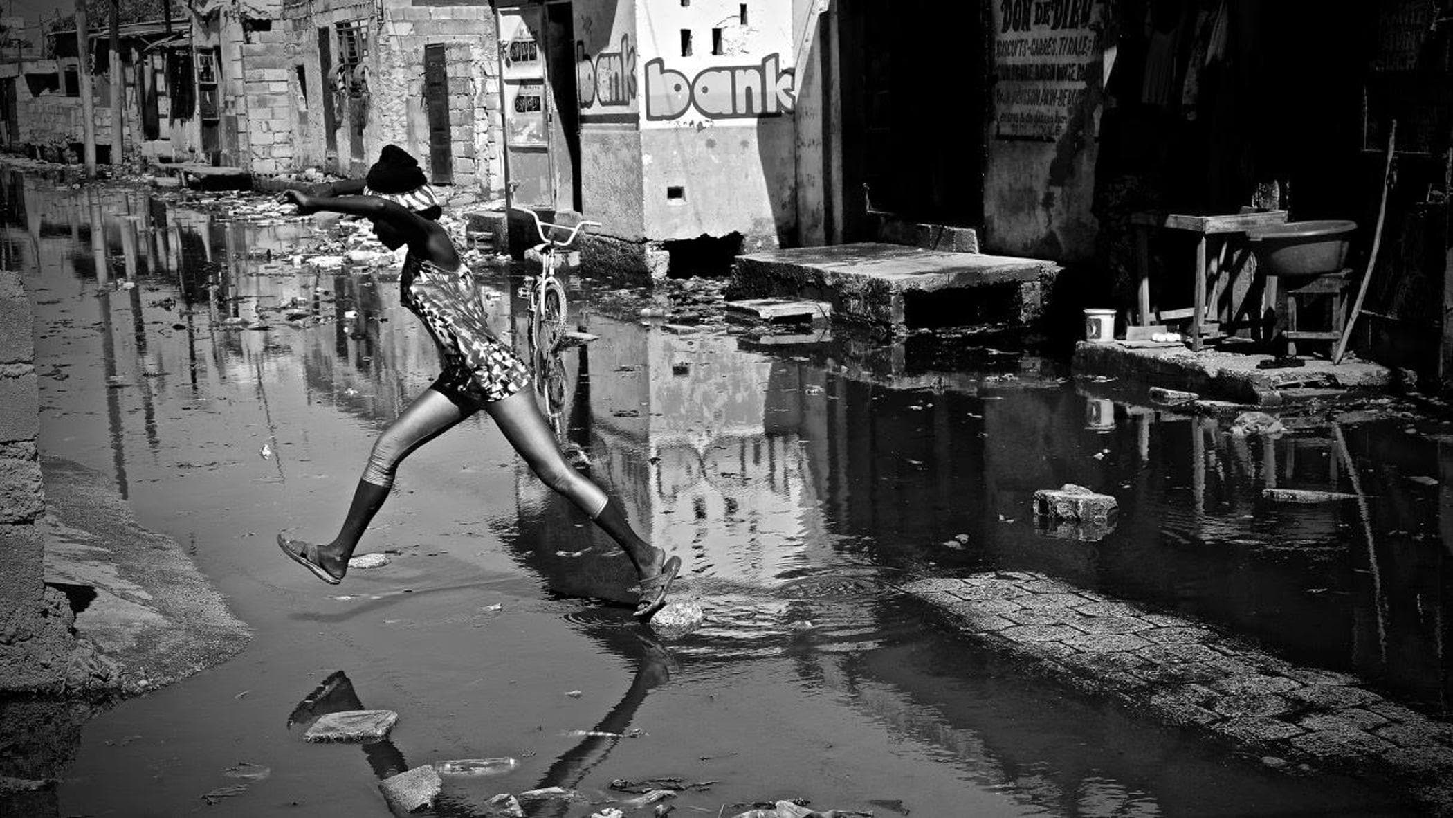 Roma'daki fotoğraf sergisi: “Yoldaki Adımlar”, ayrılmayı seçenlerin hikayelerini anlatan görsellerden oluşan bir galeri