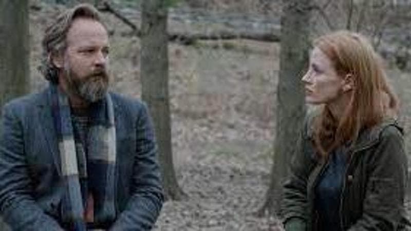 Peter Sarsgaard (Saul) e Jessica Chastain (Sylvia) in una scena del film Memory del regista messicano Michel Franco