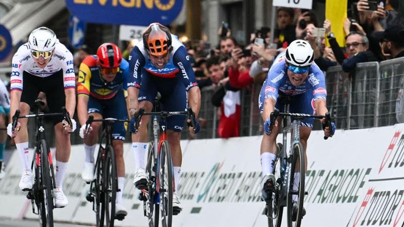 La volata vincente di Philipsen
