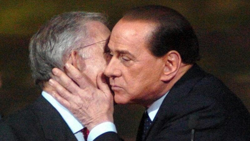 Il dono di Berlusconi all’amico Dell’Utri: il gip gli sequestra undici milioni