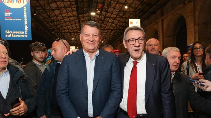 I segretari generali di Cgil e Uil, Maurizio Landini (a destra) e Pierpaolo Bombardieri