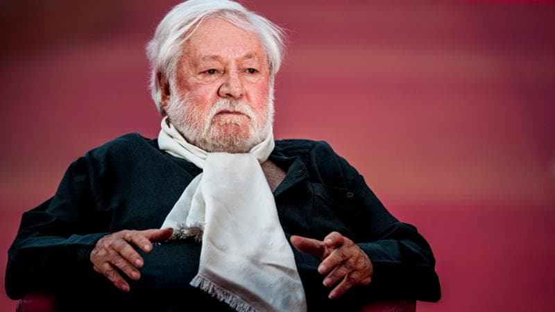 ‘Mostruosamente Villaggio’, i tormenti e l’estasi di un grande attore