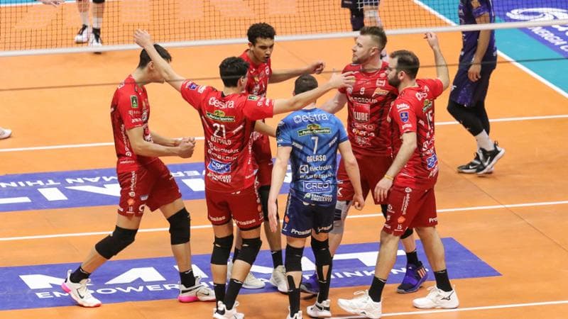 I giocatori della Lube Civitanova (foto legavolley.it)