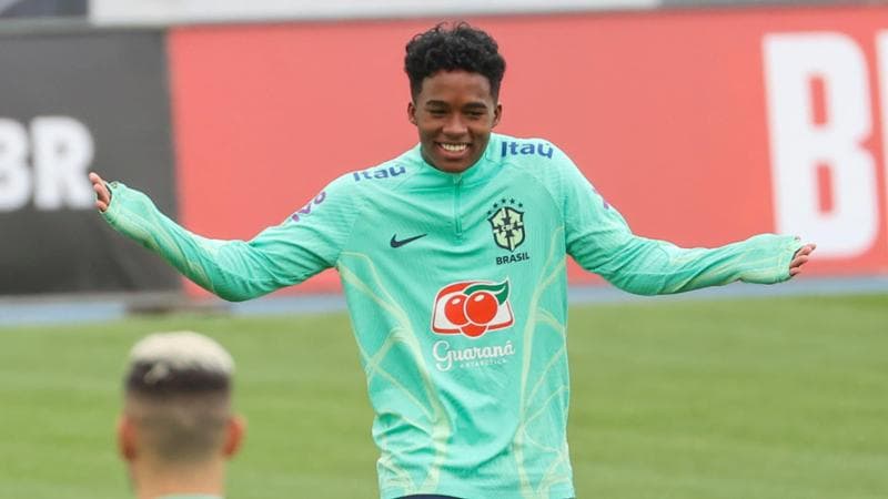Endrick in allenamento con la nazionale brasiliana