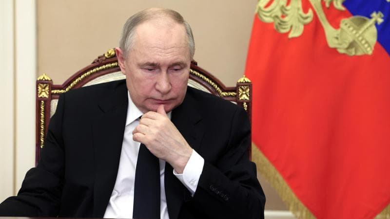 Putin ora ammette la matrice jihadista dell’attentato di Mosca. “Ma dietro c’è Kiev”